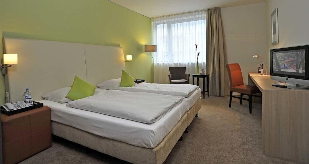 Tulip Inn Hotel Duesseldorf Arena Eksteriør billede