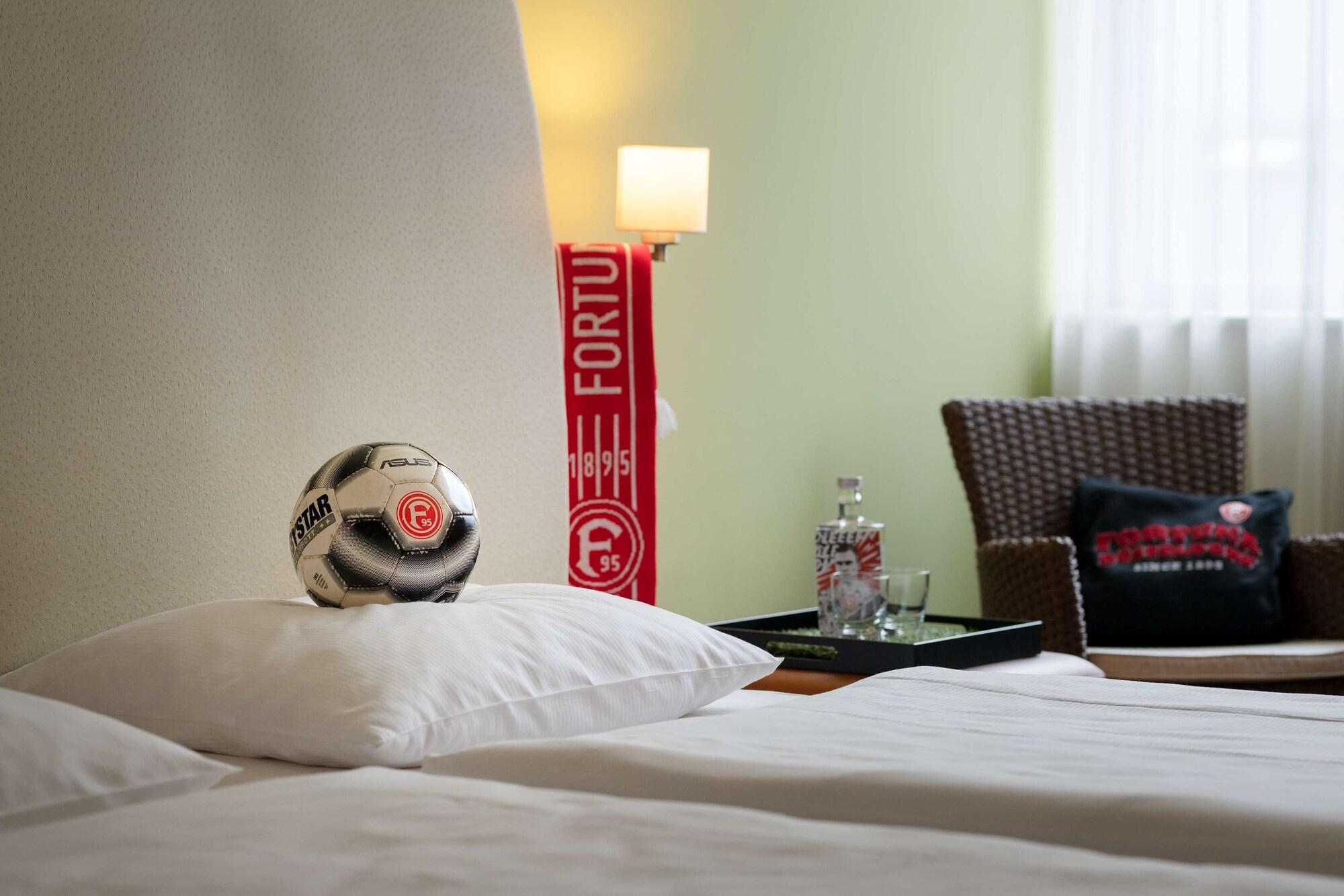 Tulip Inn Hotel Duesseldorf Arena Eksteriør billede