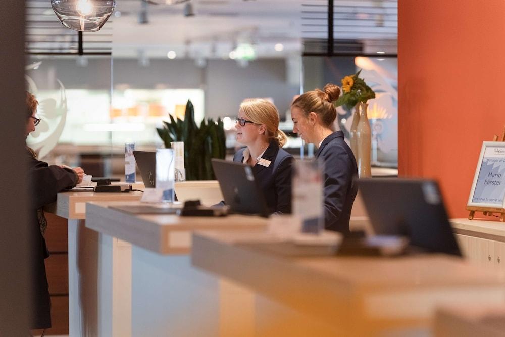 Tulip Inn Hotel Duesseldorf Arena Eksteriør billede