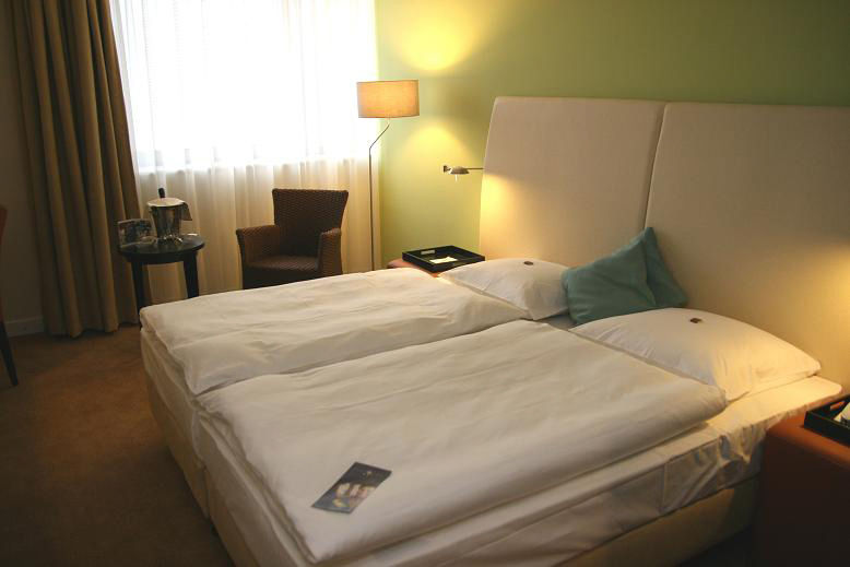 Tulip Inn Hotel Duesseldorf Arena Eksteriør billede