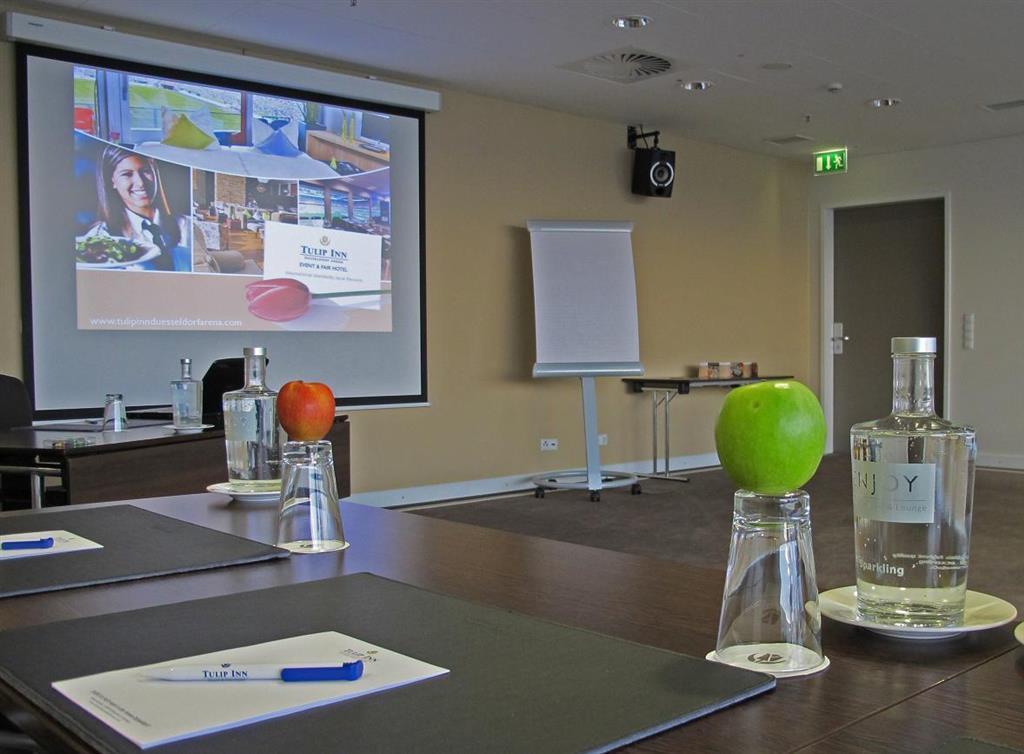 Tulip Inn Hotel Duesseldorf Arena Eksteriør billede